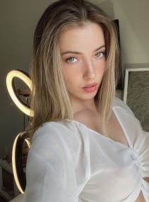 Фото проститутки Аня без предоплаты №2 в городе Абинск