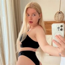 Фото проститутки Вика №2 в городе Абинск